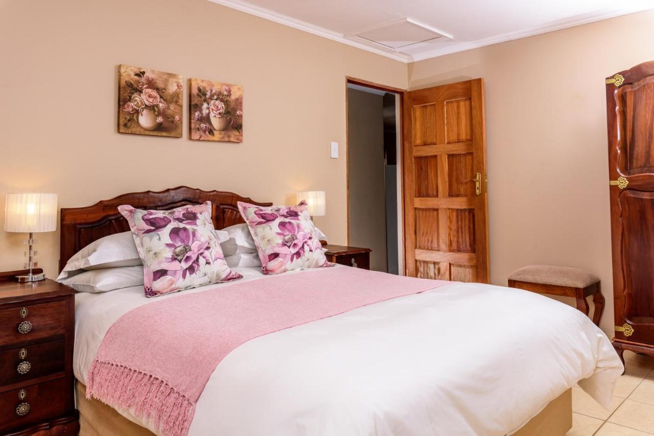 Bon Accord Farm Cottages Montagu Esterno foto